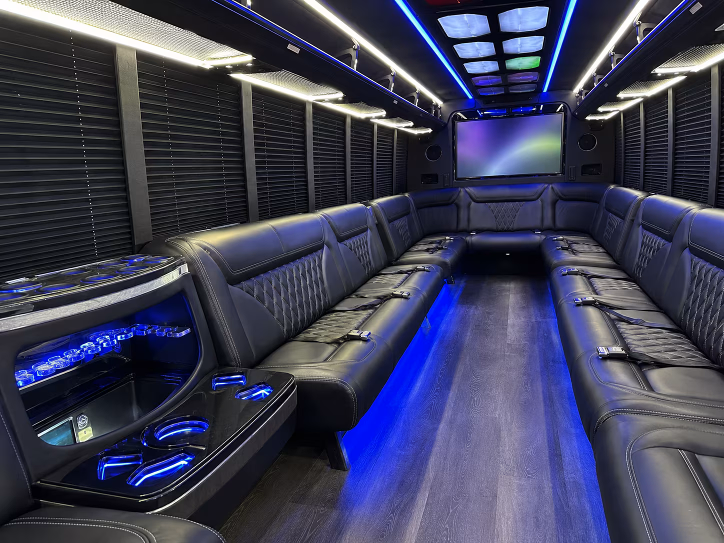 sandy 20 passenger party bus inside